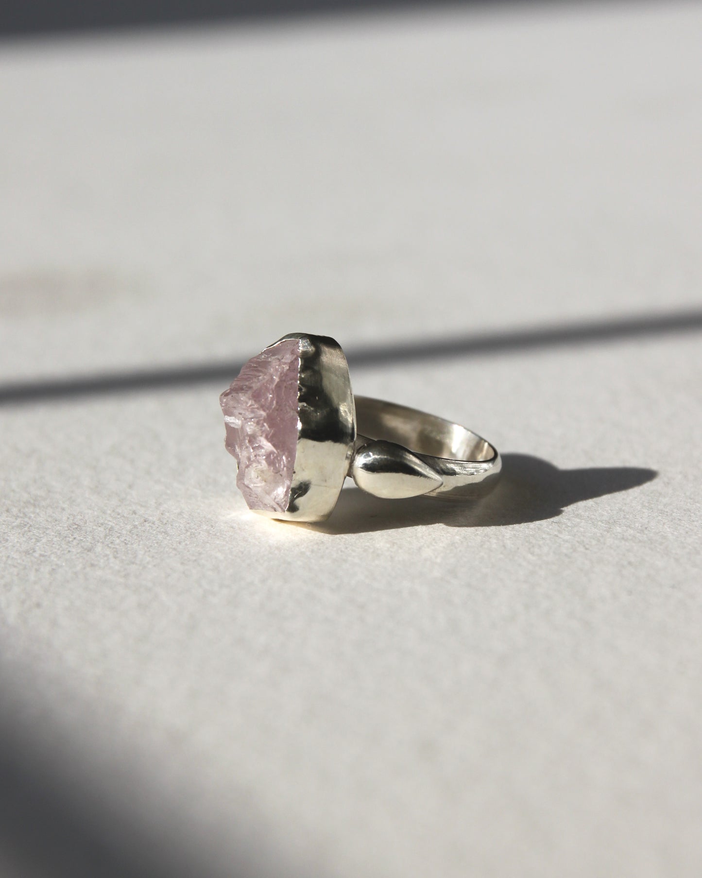 Lumina Ring- Kunzite 01