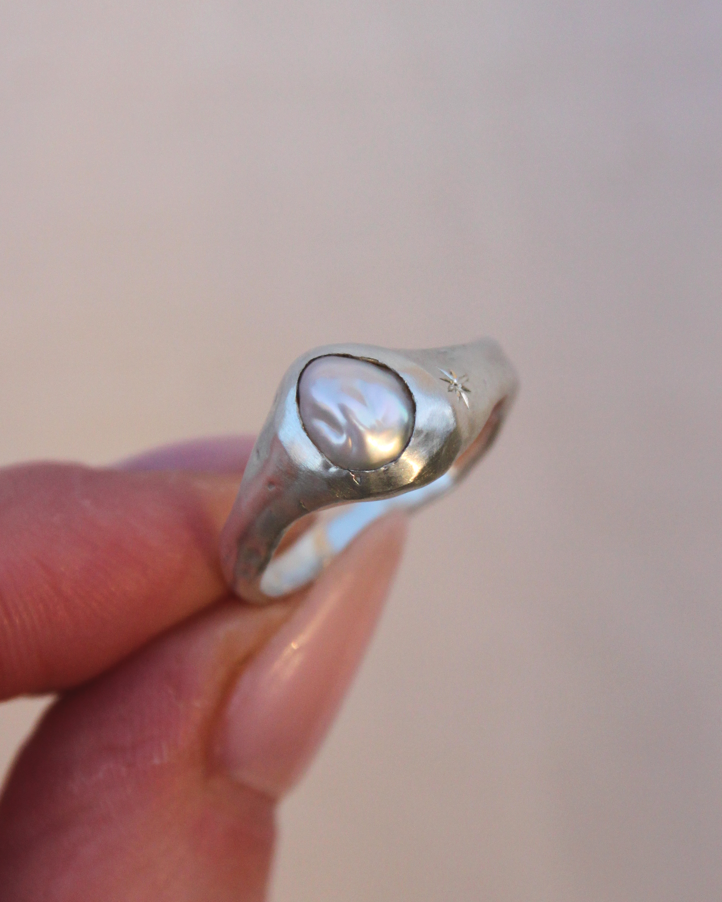 Pearl Tale Ring ~ 01